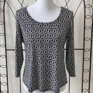 Chico’s Stretch Scoop Neck Top